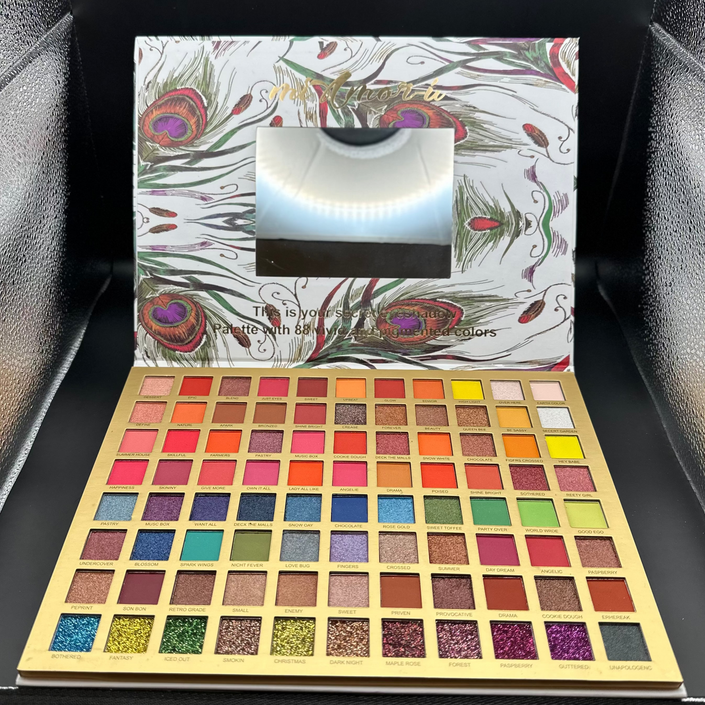 🎨 Vibrant 88-Shade Eyeshadow Masterpiece