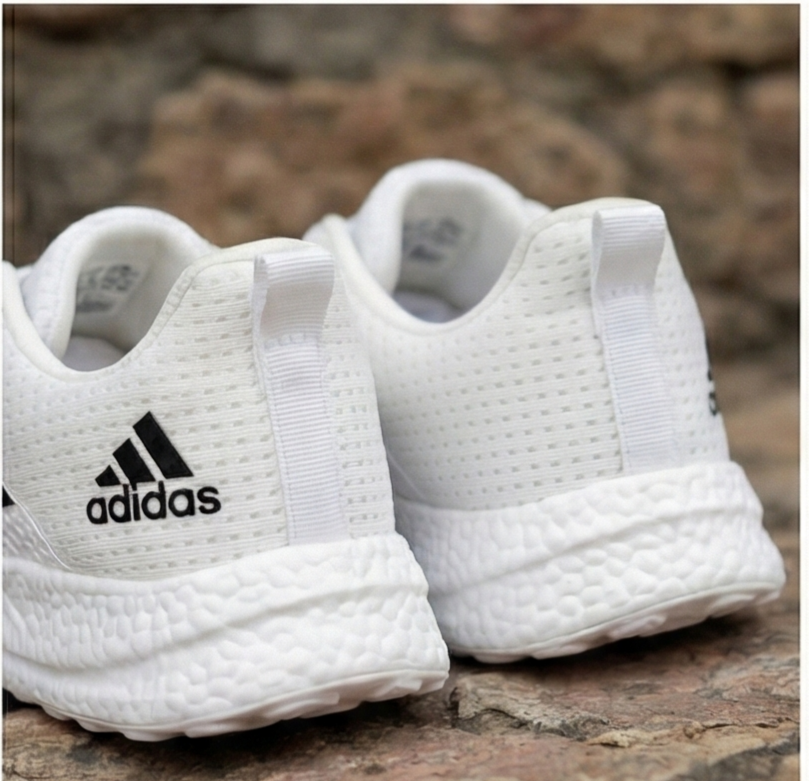 Lightweight White Running Shoes: Breathable Mesh Sneakers for Men & Women | Comfort & Style