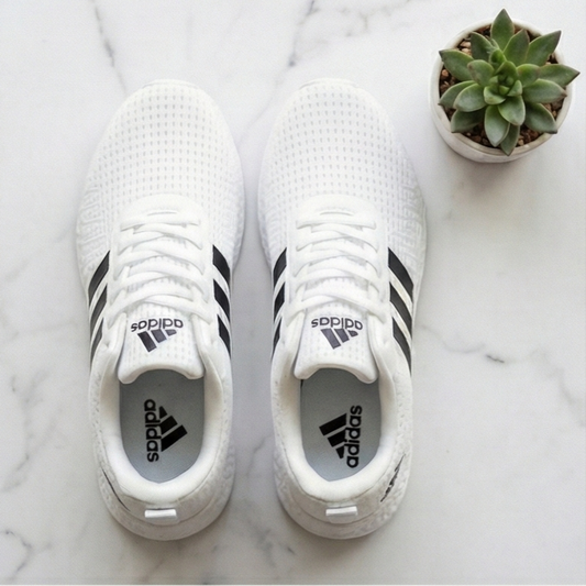 Lightweight White Running Shoes: Breathable Mesh Sneakers for Men & Women | Comfort & Style