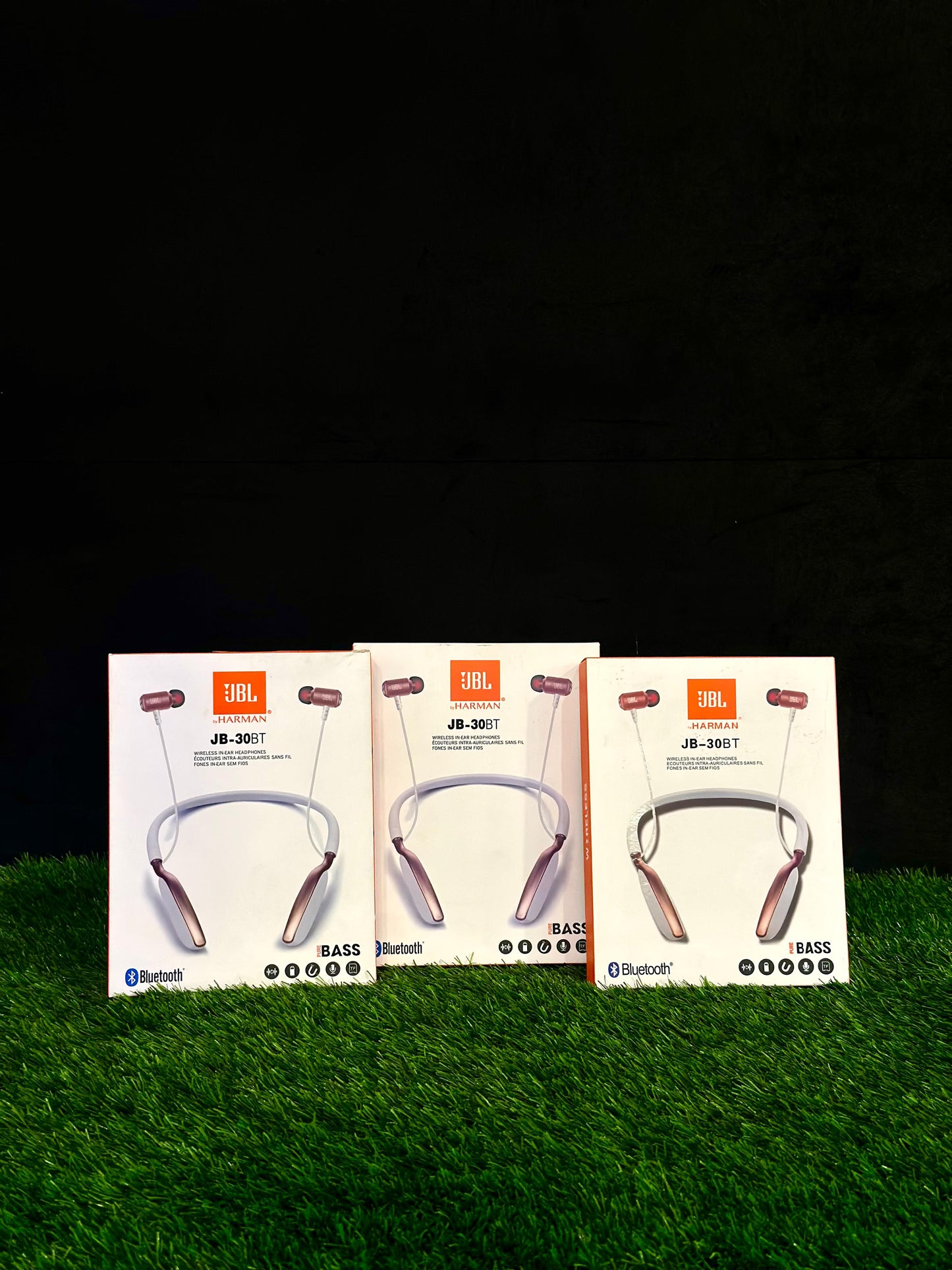 JBL Harman JB-30BT Wireless Neckband   Style meets sound. Comfort meets bass.